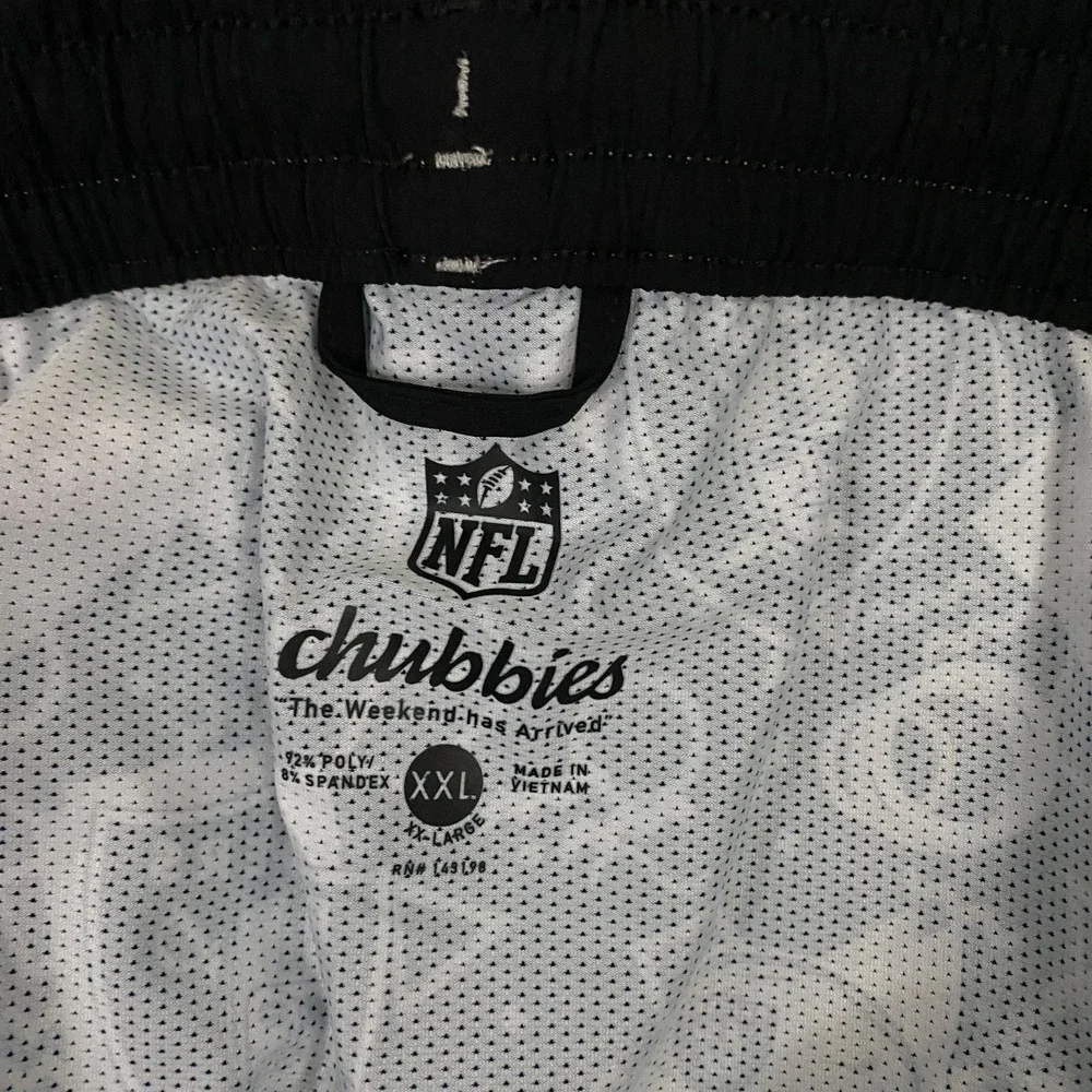 Chubbies Secret Raiders Shorts Mens 2XL Black 5.5